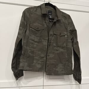 Vuori Womens Green Camouflage Jacket Oregano Brand New with Tags Size X Small